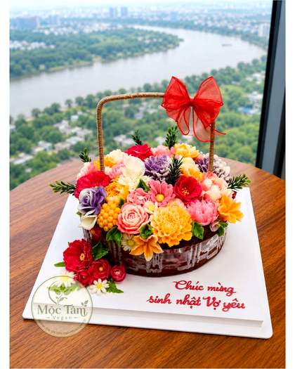 Giỏ hoa rau câu nhiều màu thắt nơ đỏ tặng sinh nhật